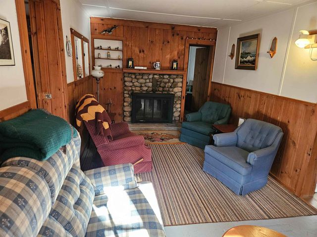 14 Halls Road, Albany, NH 03818