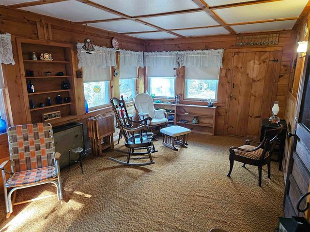 14 Halls Road, Albany, NH 03818