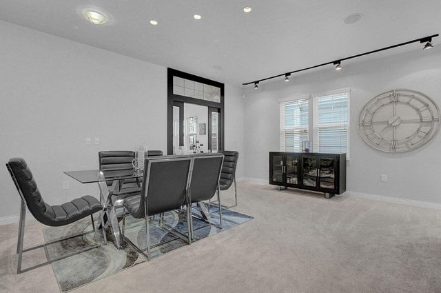 3755 Renwick Lane, 39, Columbus, OH 43230