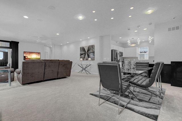 3755 Renwick Lane, 39, Columbus, OH 43230