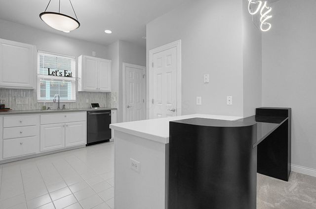 3755 Renwick Lane, 39, Columbus, OH 43230