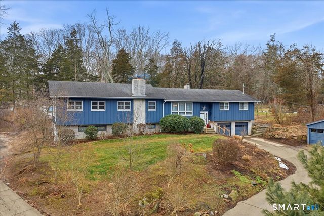 110 Butlertown Road, Waterford, CT 06385