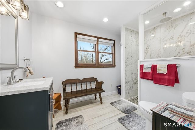 110 Butlertown Road, Waterford, CT 06385