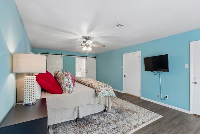 9605 Robin Song, Dallas, TX 75243