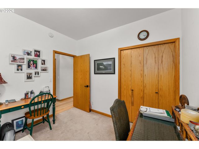 371 Nw RACHEL LYNN Way, Roseburg, OR 97471