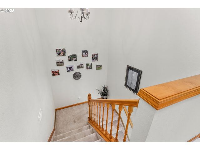 371 Nw RACHEL LYNN Way, Roseburg, OR 97471