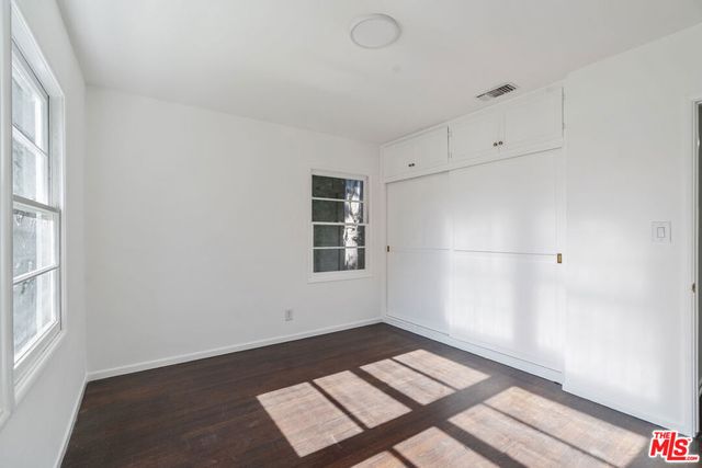 3031 S Bentley Avenue, Los Angeles, CA 90034