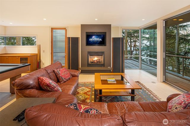 2623 Pear Point Road, Friday Harbor, WA 98250