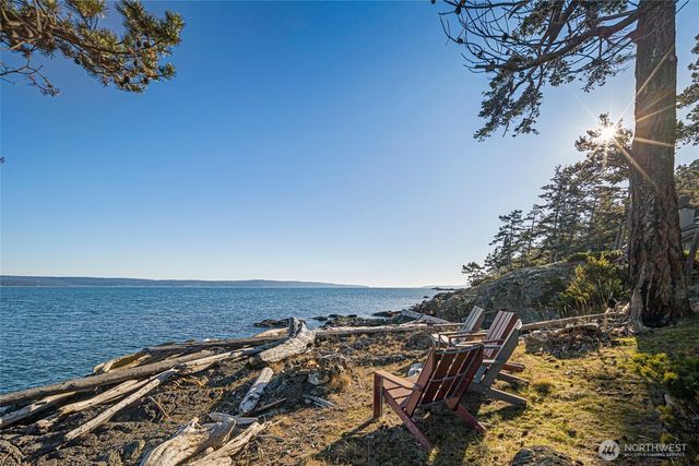 2623 Pear Point Road, Friday Harbor, WA 98250