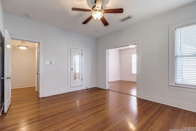 411 E HUISACHE AVE, San Antonio, TX 78212