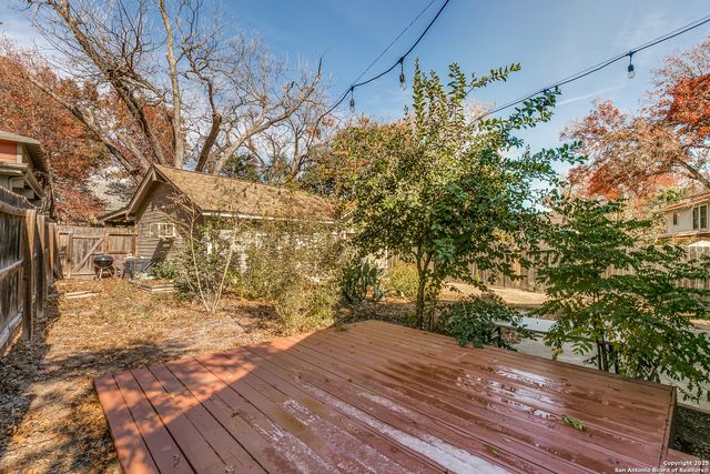 411 E HUISACHE AVE, San Antonio, TX 78212