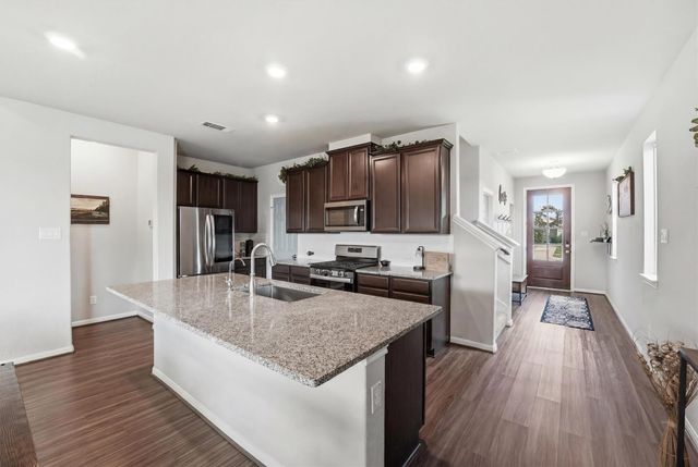 2130 Shellbark Way, La Marque, TX 77568