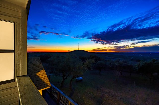 20811 Hamilton Pool RD, Dripping Springs, TX 78620