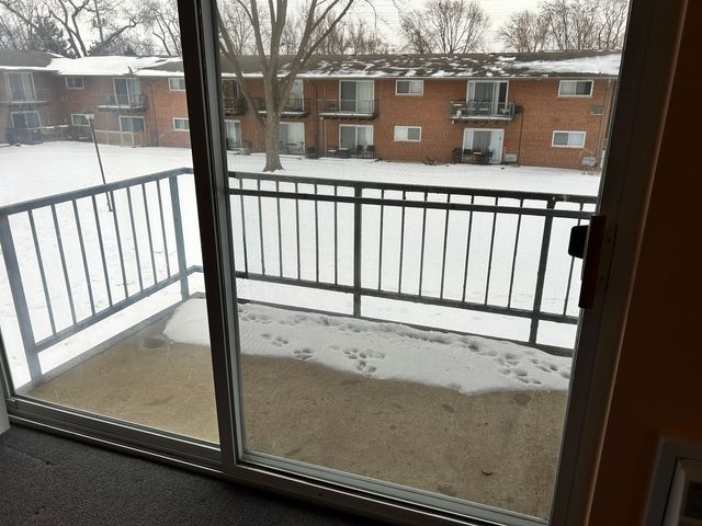 1845 White Chapel Drive 2A, Mount Prospect, IL 60056