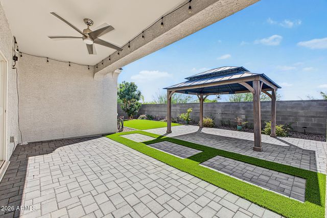 18363 W WHISPERING WIND Drive, Surprise, AZ 85387
