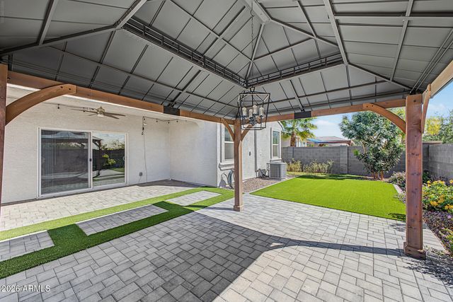 18363 W WHISPERING WIND Drive, Surprise, AZ 85387
