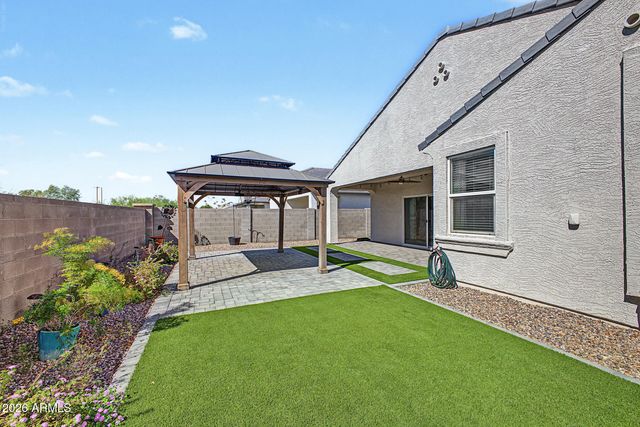 18363 W WHISPERING WIND Drive, Surprise, AZ 85387