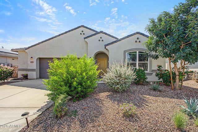 18363 W WHISPERING WIND Drive, Surprise, AZ 85387