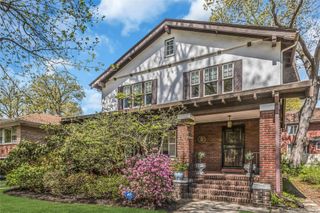 116 82nd Road, Kew Gardens, NY 11415