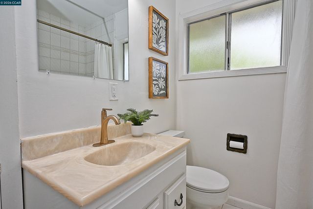 312 Gloria Dr, Pleasant Hill, CA 94523