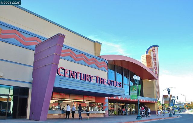 312 Gloria Dr, Pleasant Hill, CA 94523