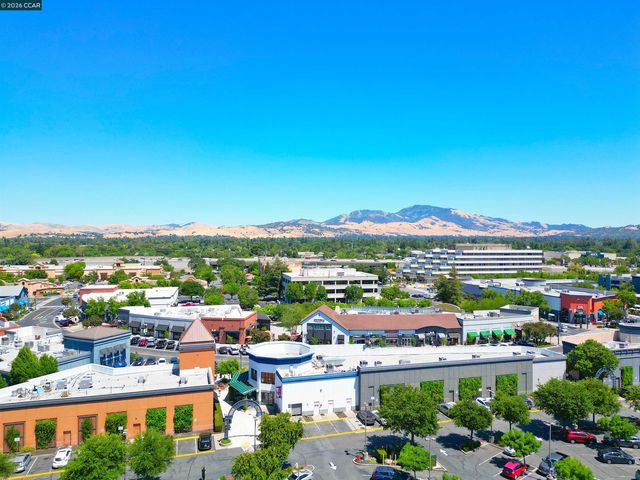 312 Gloria Dr, Pleasant Hill, CA 94523