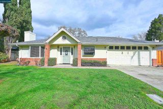 312 Gloria Dr, Pleasant Hill, CA 94523