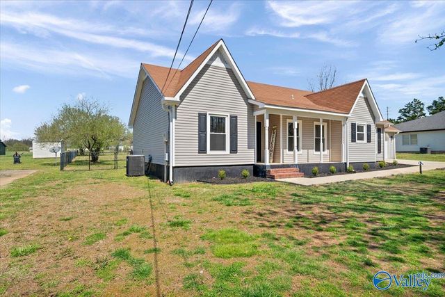 1027 Walker Lane, New Market, AL 35761