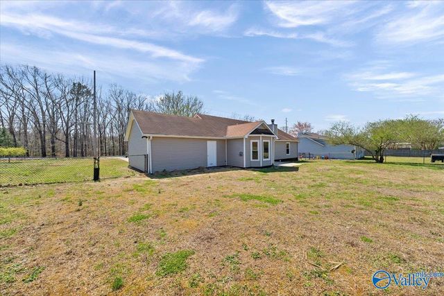 1027 Walker Lane, New Market, AL 35761