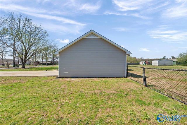 1027 Walker Lane, New Market, AL 35761