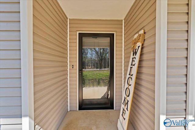 1027 Walker Lane, New Market, AL 35761