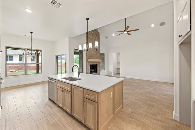 11716 NW 104 Street, Yukon, OK 73099