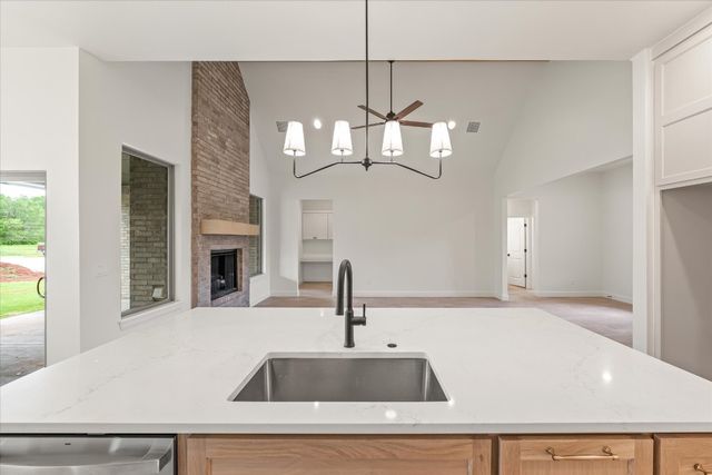 11716 NW 104 Street, Yukon, OK 73099