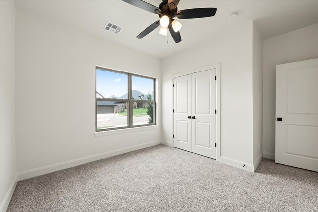 11716 NW 104 Street, Yukon, OK 73099
