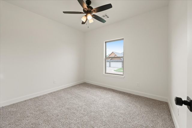 11716 NW 104 Street, Yukon, OK 73099