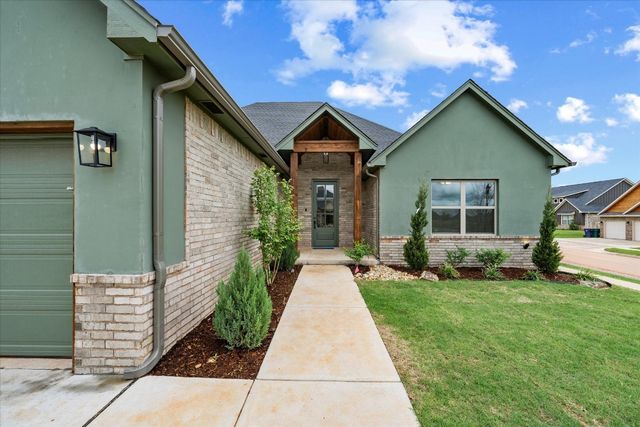11716 NW 104 Street, Yukon, OK 73099