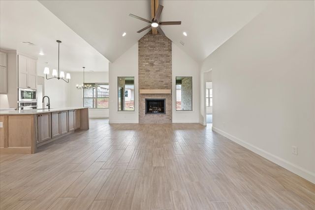 11716 NW 104 Street, Yukon, OK 73099