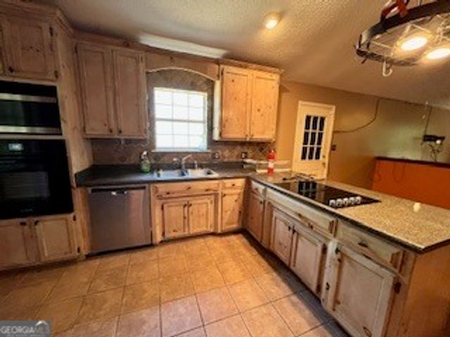 908 Pine Cone Circle, Valdosta, GA 31602