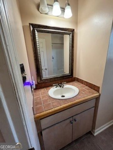 908 Pine Cone Circle, Valdosta, GA 31602