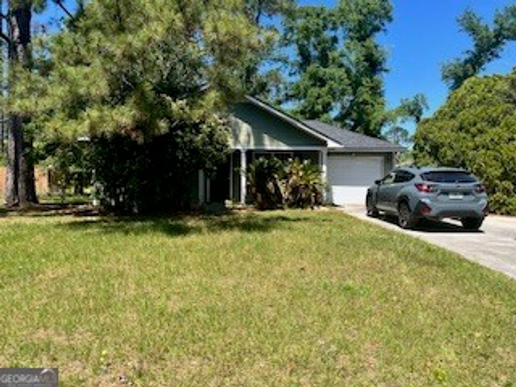 908 Pine Cone Circle, Valdosta, GA 31602