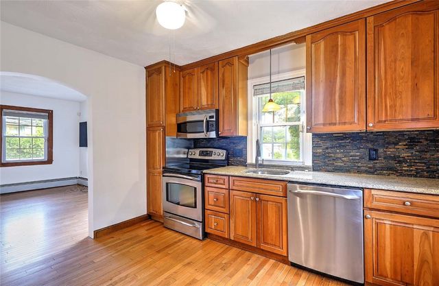 140 Lexington Avenue, North Providence, RI 02904