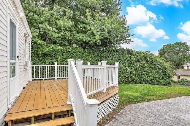 140 Lexington Avenue, North Providence, RI 02904