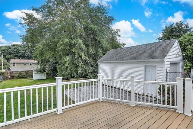 140 Lexington Avenue, North Providence, RI 02904