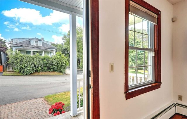 140 Lexington Avenue, North Providence, RI 02904