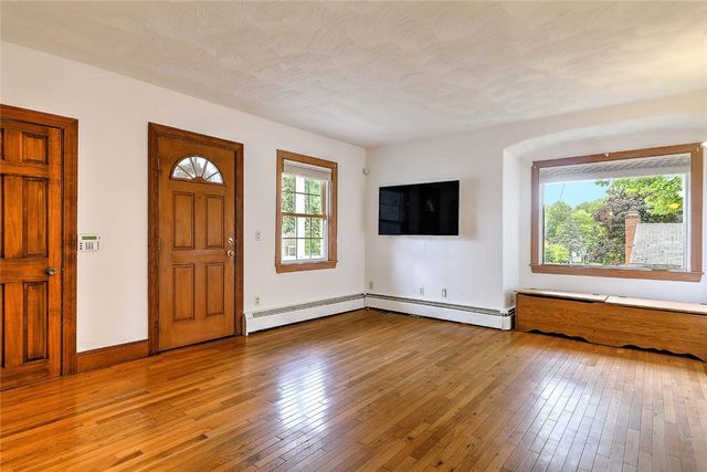 140 Lexington Avenue, North Providence, RI 02904