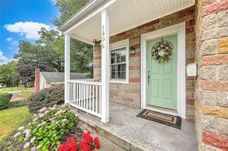140 Lexington Avenue, North Providence, RI 02904