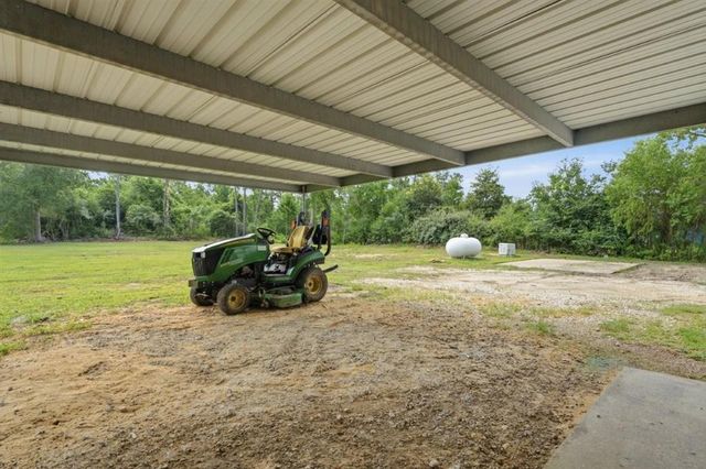 2060 Quailridge Drive, Lake Charles, LA 70611