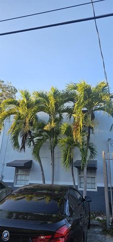 3615 Thomas Avenue 13, Miami, FL 33133