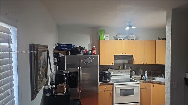 3615 Thomas Avenue 13, Miami, FL 33133