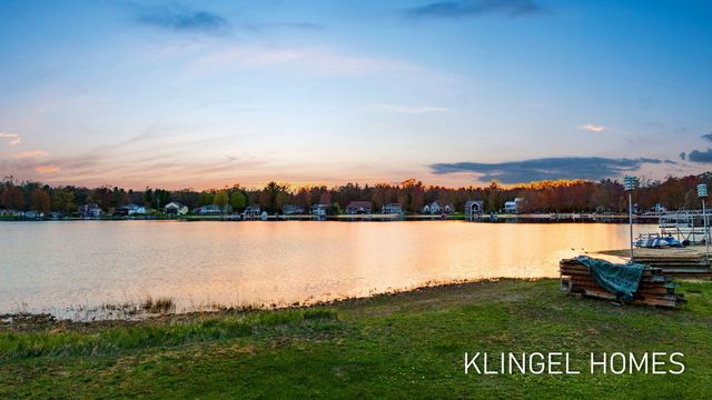 2091 Lake Avenue, Twin Lake, MI 49457